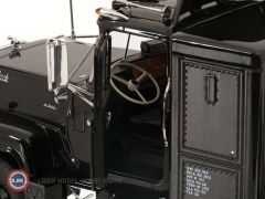 1:18 Road Kings 1974 Mack RL700L Movie Truck ''1978 Convoy''