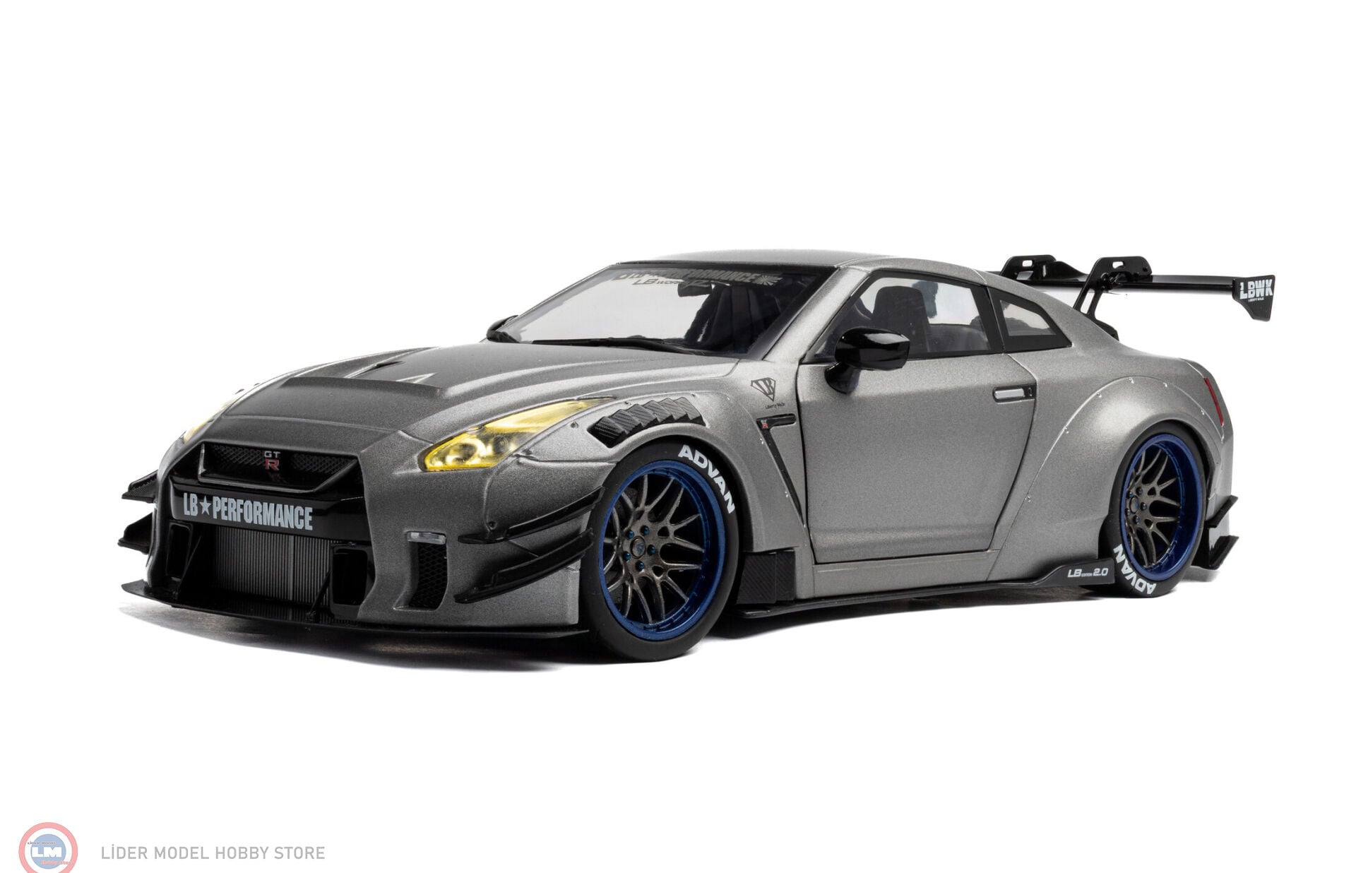 1:18 Solido 2023 Nissan GT-R (R35) W Liberty Walk Body Kit 2.0