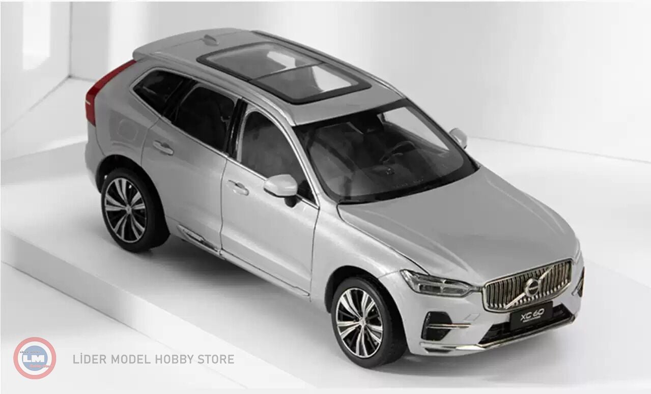 1:18 Paudi Model 2022 Volvo XC60 - Silver Dawn
