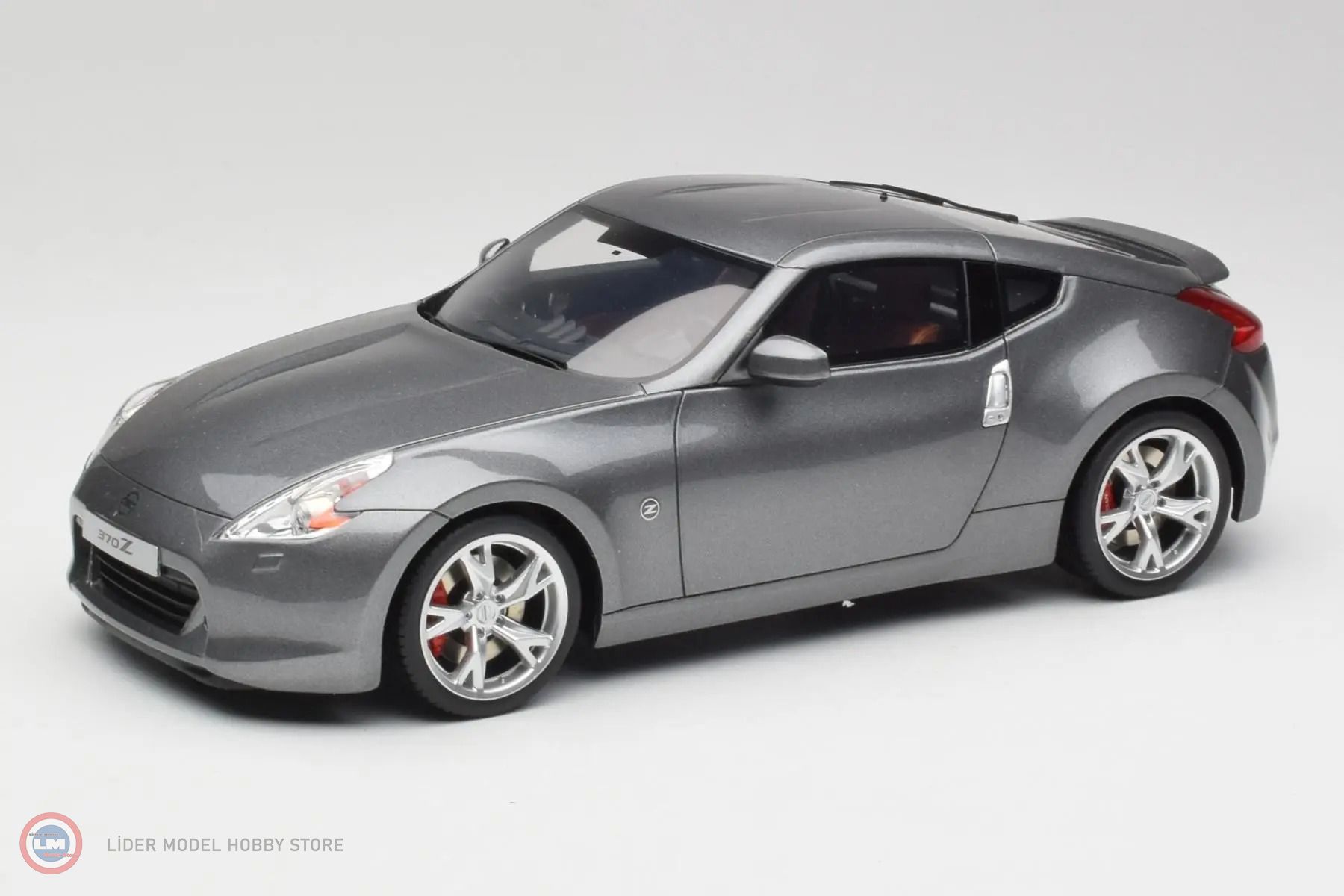 1:18 OTTO 2009 Nissan 370Z