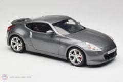 1:18 OTTO 2009 Nissan 370Z