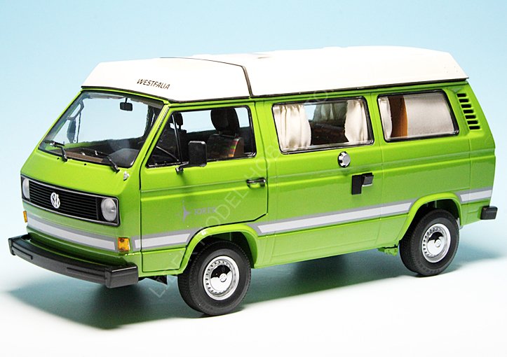 1:18 1992 Volkswagen T3a Westfalia Camper Joker