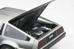 1:18 1981 Delorean DMC -12 (Satin finish)