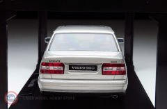 1:18 Triple 9 1996 Volvo 960