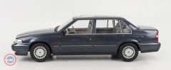 1:18 Triple 9 1996 Volvo 960