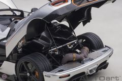 1:18 2015 Koenigsegg Agera RS (Arctic White/Carbon) Gümüş
