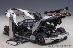 1:18 2015 Koenigsegg Agera RS (Arctic White/Carbon) Gümüş