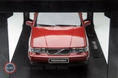 1:18 Triple 9 1996 Volvo 960