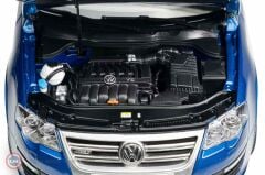 1:18 NZG 2009 Volkswagen Passat R36 Biscaya Blue
