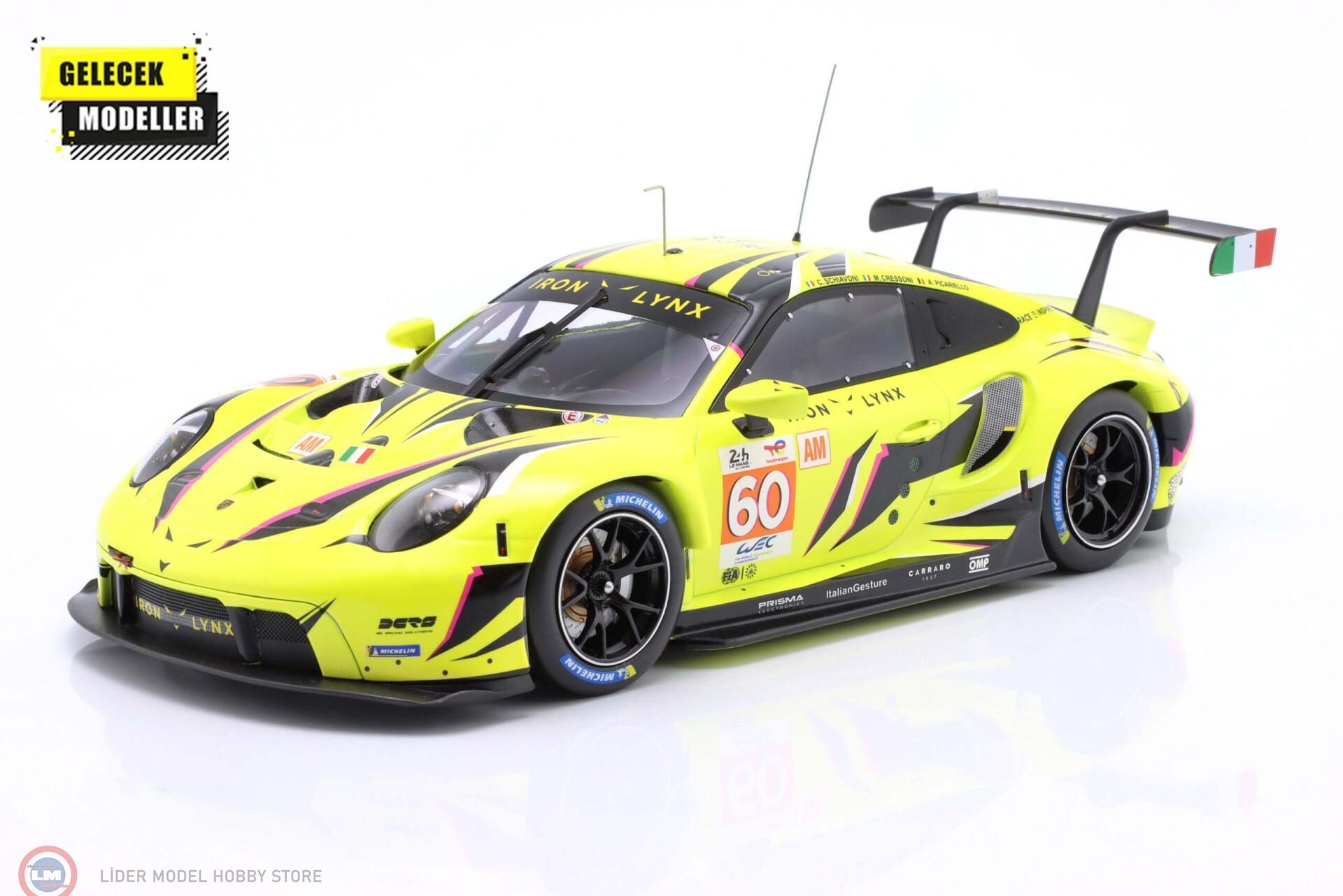 1:18 IXO 2023 Porsche 911 RSR-19 #60 - LeMans