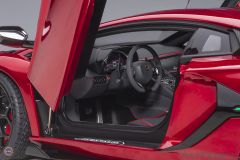 1:18 2019 Lamborghini Aventador SVJ (Rosso Efesto)