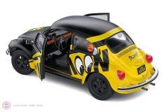 1:18 1974 Volkswagen Beetle 1303 Go! With Moon