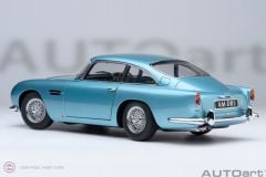 1:18 Autoart Aston Martin DB5 Carribean Pearl