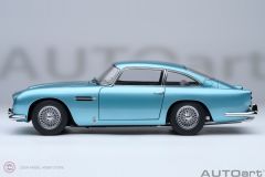 1:18 Autoart Aston Martin DB5 Carribean Pearl
