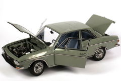1:18 1972 Audi 100 LS Coupe