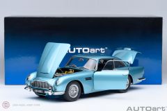 1:18 Autoart Aston Martin DB5 Carribean Pearl