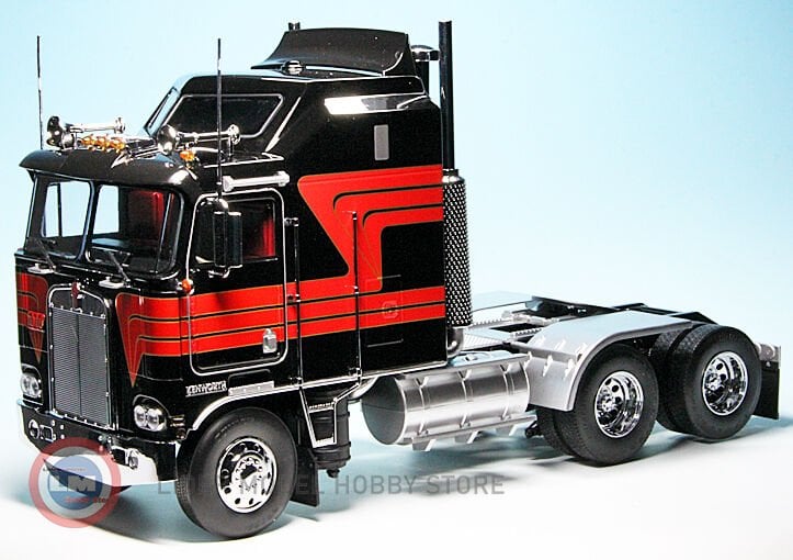1:18 Road Kings 1976 Kenworth K100 Aerodyne