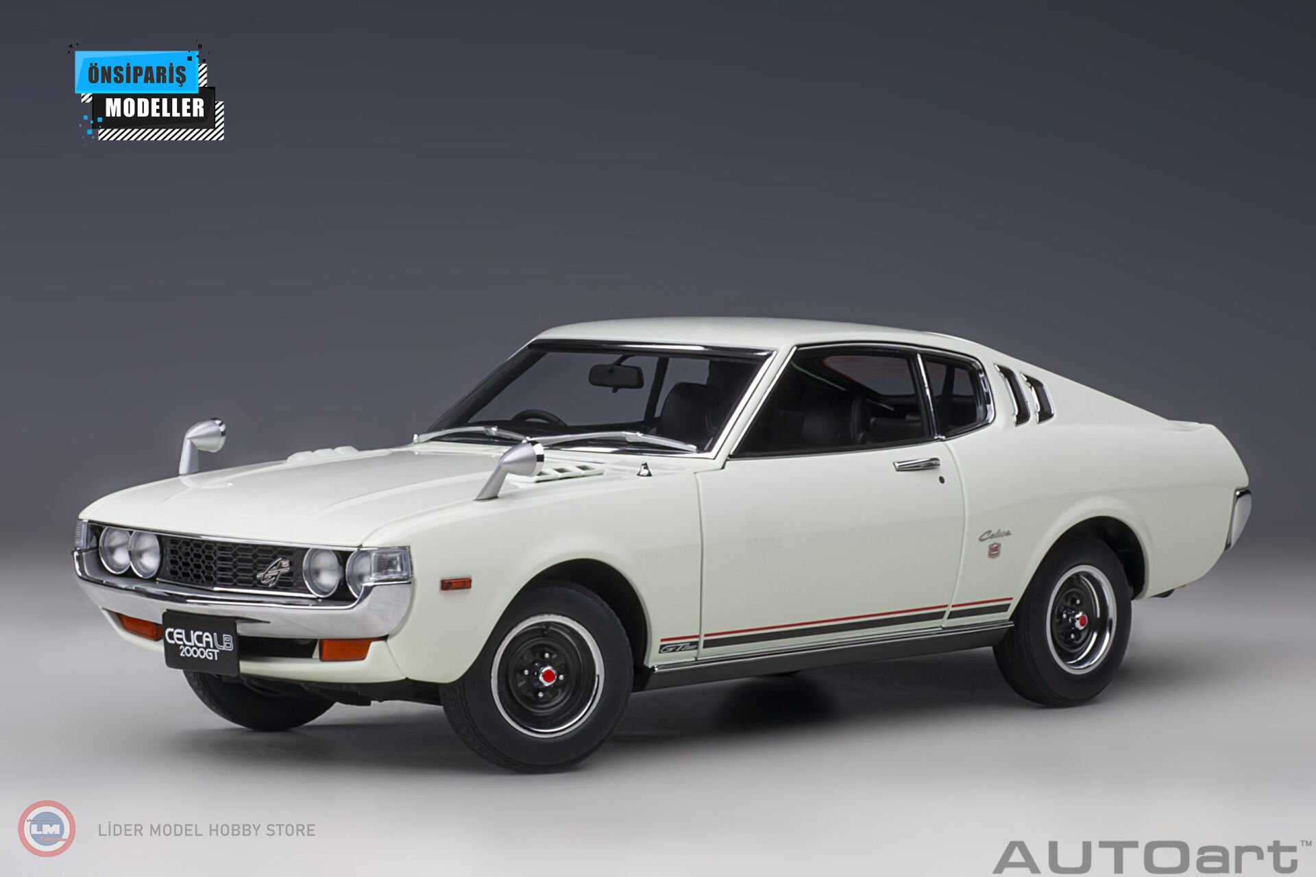 1:18 1973 Toyota Celica Liftback 2000GT (RA25) Beyaz