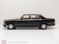 1:18 Norev 1989 Mercedes Benz 560 SEL W126