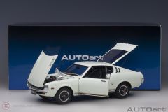 1:18 1973 Toyota Celica Liftback 2000GT (RA25) Beyaz