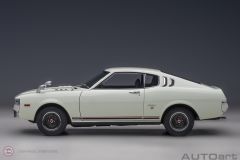 1:18 1973 Toyota Celica Liftback 2000GT (RA25) Beyaz