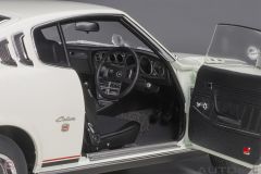 1:18 1973 Toyota Celica Liftback 2000GT (RA25) Beyaz