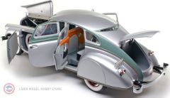 1:18 1933 Pierce Arrow Silver Arrow