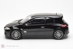 1:18 OTTO 2005 Renault Megane 2 RS Phase 2