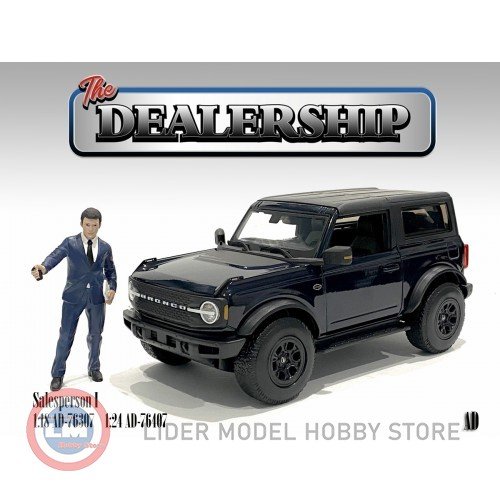 1:18  American Diorama '' The Dealership '' Salesperson I 76307