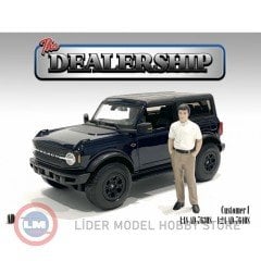 1:18  American Diorama '' The Dealership '' Customer I 76308