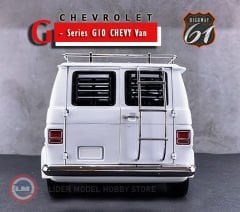 1:18 1976 Chevrolet G-Series van