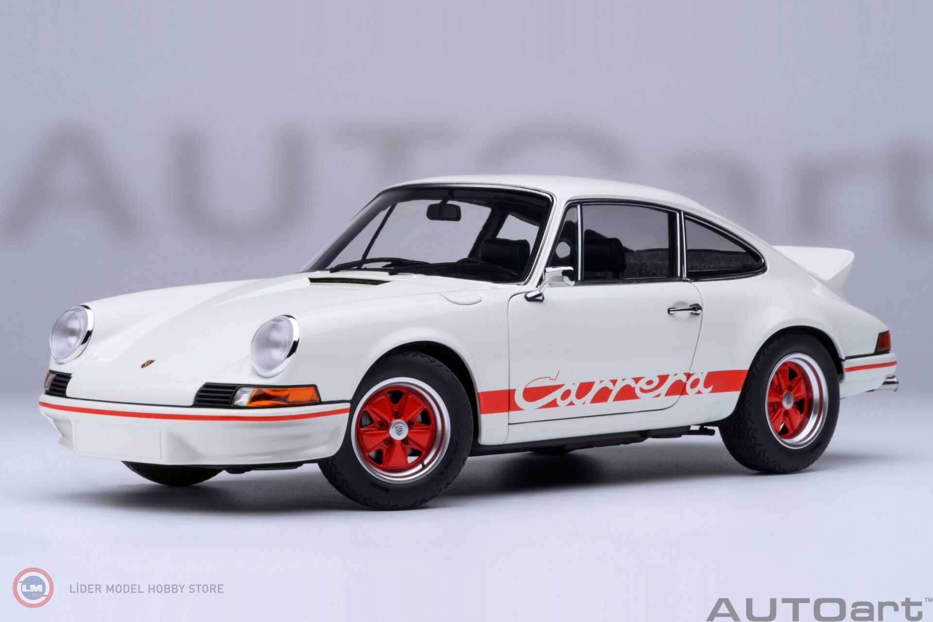 1:18 Autoart 1973 Porsche 911 Carrera 2.7 RS (Grand Prix white/red stripes)