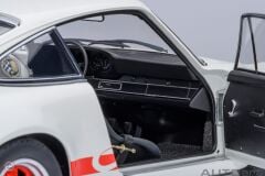 1:18 Autoart 1973 Porsche 911 Carrera 2.7 RS (Grand Prix white/red stripes)