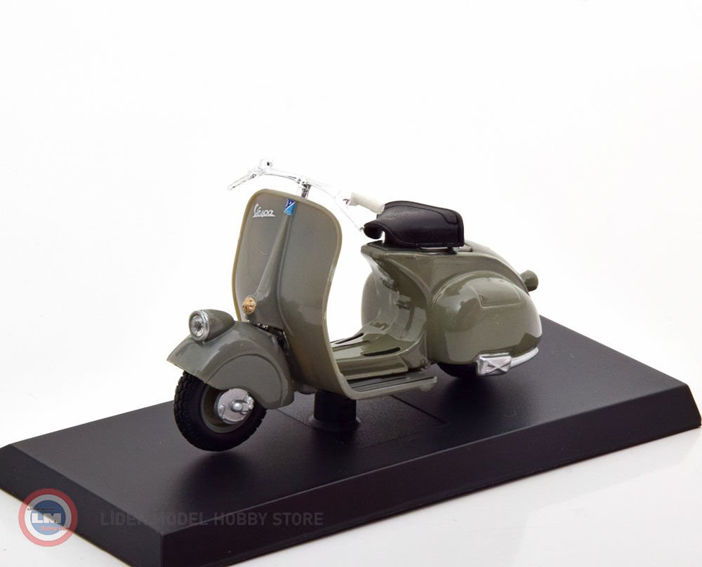 1:18 1946 Vespa 98 Del