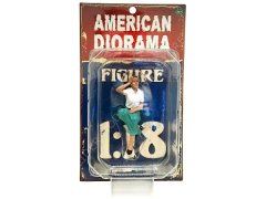 1:18 American Diorama Oturan Kadın Figürü 23888