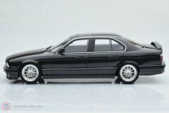 1:18 1989 BMW M5 Hartge H5 V12 (E34) Sedan Diamond Black Metallic