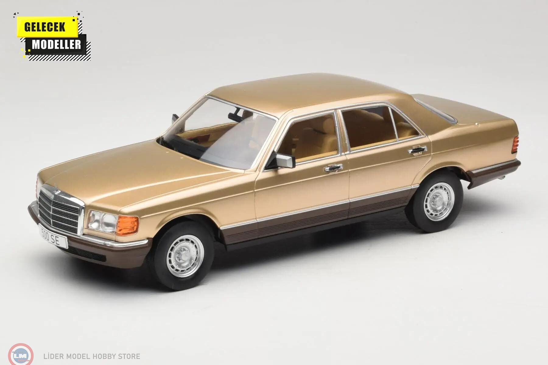 1:18 MCG 1979 Mercedes Benz S-Klasse (W126)