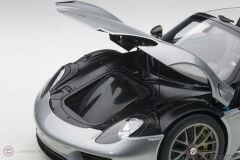 1:12 2013 Porsche 918 Spyder Weissach Package (GT Silver Metallic)