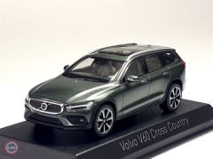 1:43 2019 Volvo V60 Cross Country