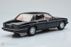 1:18 Almost Real 1986 Jaguar DAIMLER XJ6 (XJ40)