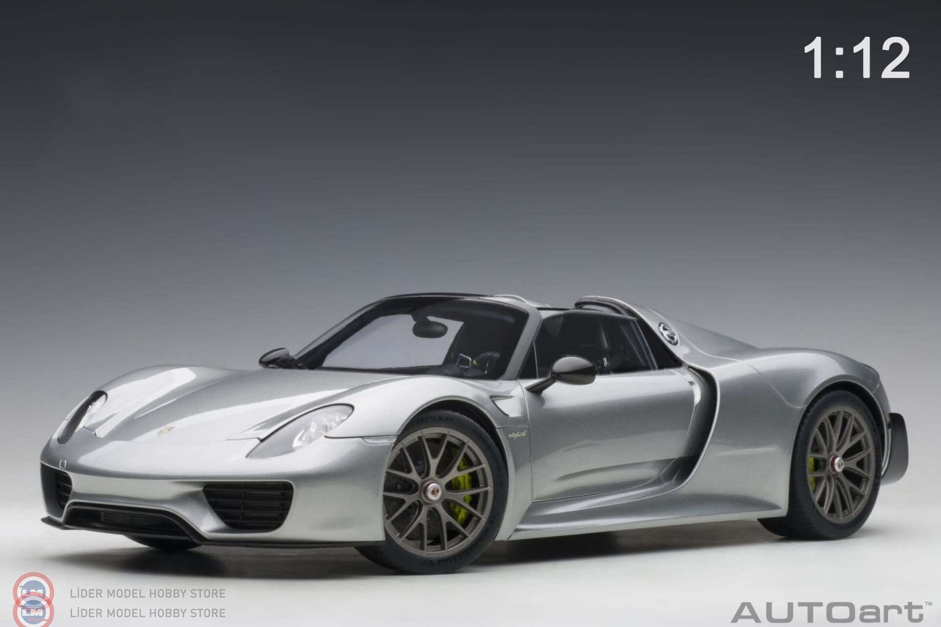 1:12 2013 Porsche 918 Spyder Weissach Package (GT Silver Metallic)