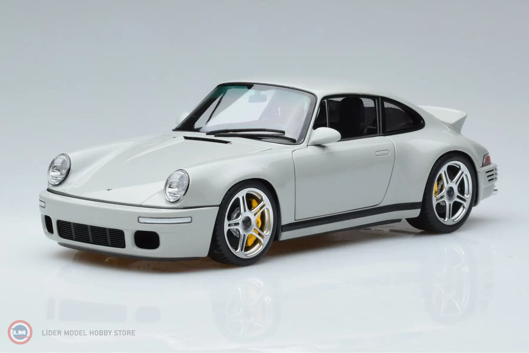 1:18 2018 Porsche RUF SCR