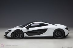 1:18 2013 McLaren P1 76066 (Alaskan Diamond White)