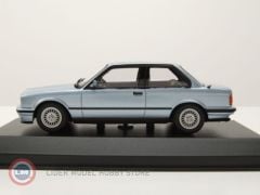 1:43 1989 BMW 3-SERIES (E30)