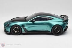 1:18 GT Spirit 2023 Aston Martin V12 Vantage Racing Green