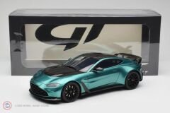 1:18 GT Spirit 2023 Aston Martin V12 Vantage Racing Green