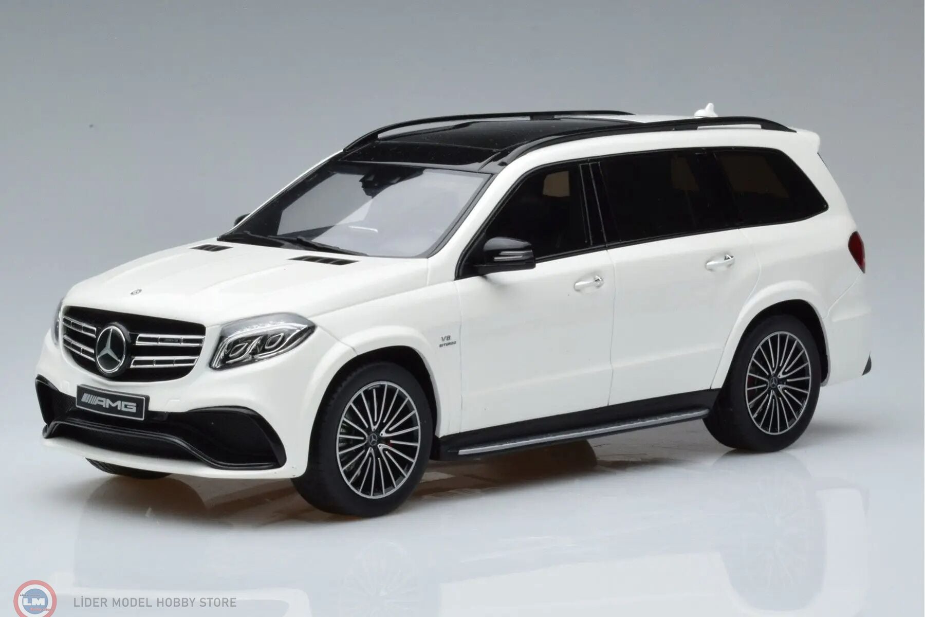 1:18 GT Spirit 2018 Mercedes Benz GLS 63 AMG X166