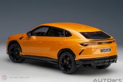 1:18 2018 Lamborghini Urus (Arancio Borealis)