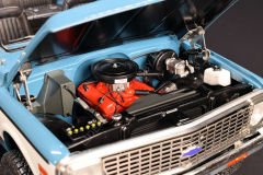 1:18 1972 Chevrolet K5 BLAZER 4x4
