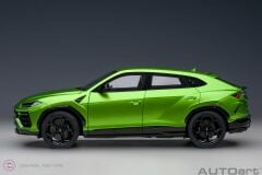1:18 2018 Lamborghini Urus (Verde Selvans)